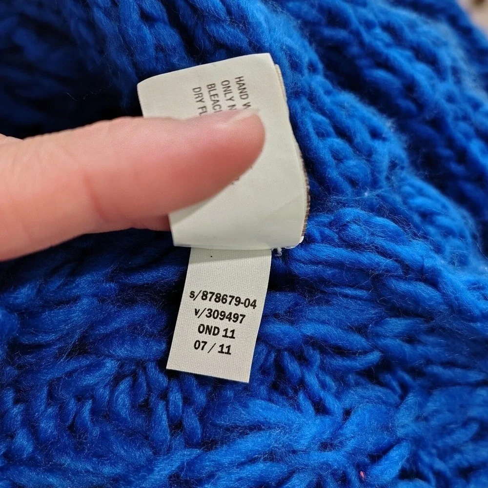 Old Navy‎ Knit Scarf Bright Blue 76